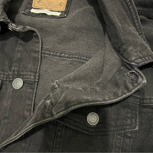 Pull & Bear Men's Charcoal Denim Jacket - Picture 8 of 9